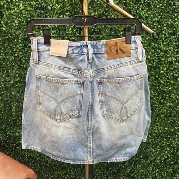 Calvin Klein Jeans Patch Skirt Denim 31 - Picture 4 of 4